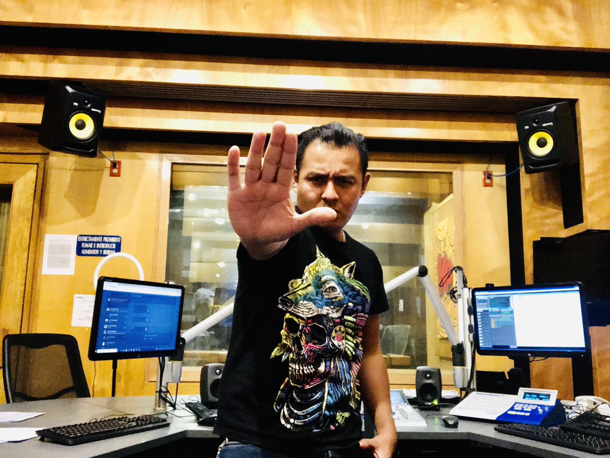 ChincheFercho's tweet photo. Al aire en este sábado en la @kebuenaoficial saludos para quien?👊🤩 https://t.co/LazW982veq