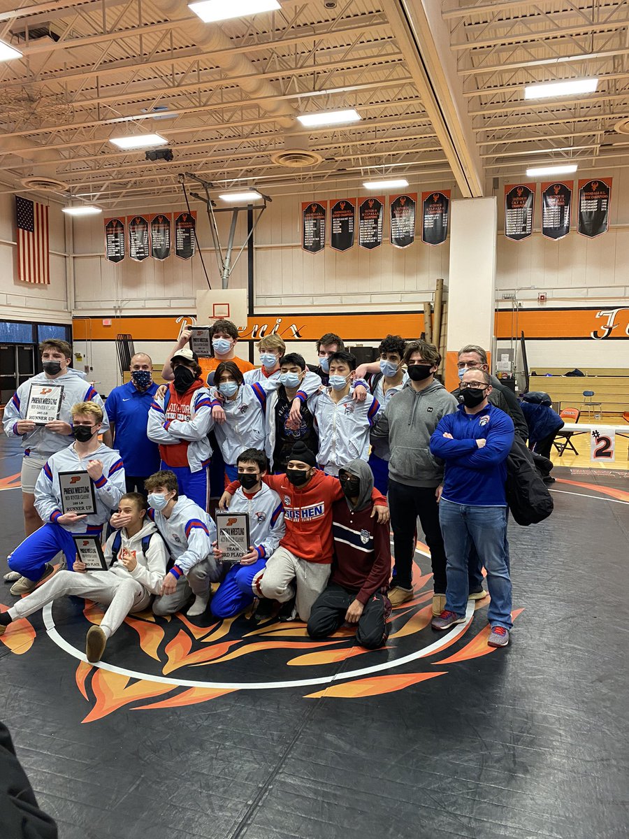 GoshenCoach's tweet photo. Big day for the Gladiators! Bringing home more hardware! @GCSDAthletics @GoshenCSD https://t.co/EwLRHi14uV