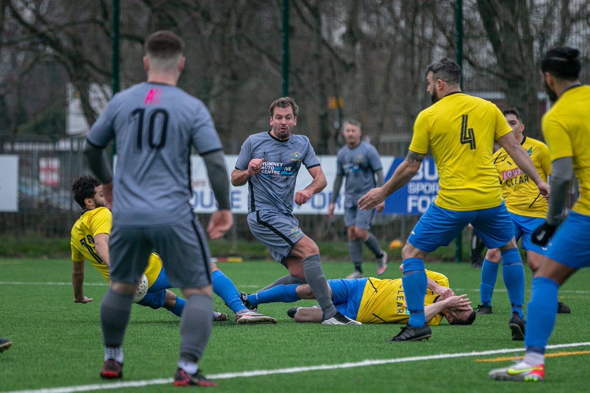 MikeJam33906326's tweet photo. A tough earned three points for @CantonLiberalFC against @BridgendSt 
@YClwbPelDroed https://t.co/tSzrQoVieY