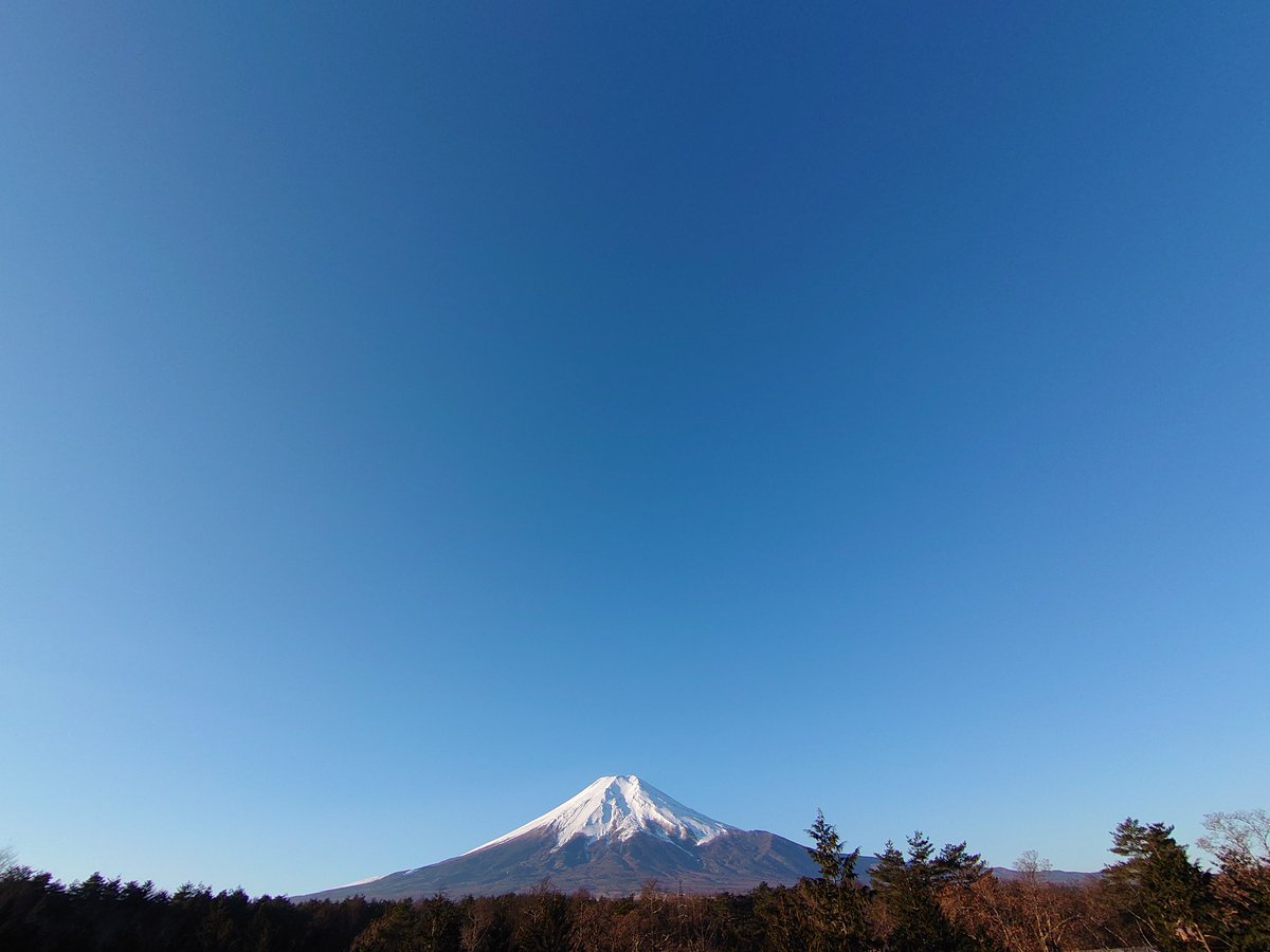 2022/1/16 今朝の富士山 快晴 雲一つ無い 🤩 気温 -7度 🥶