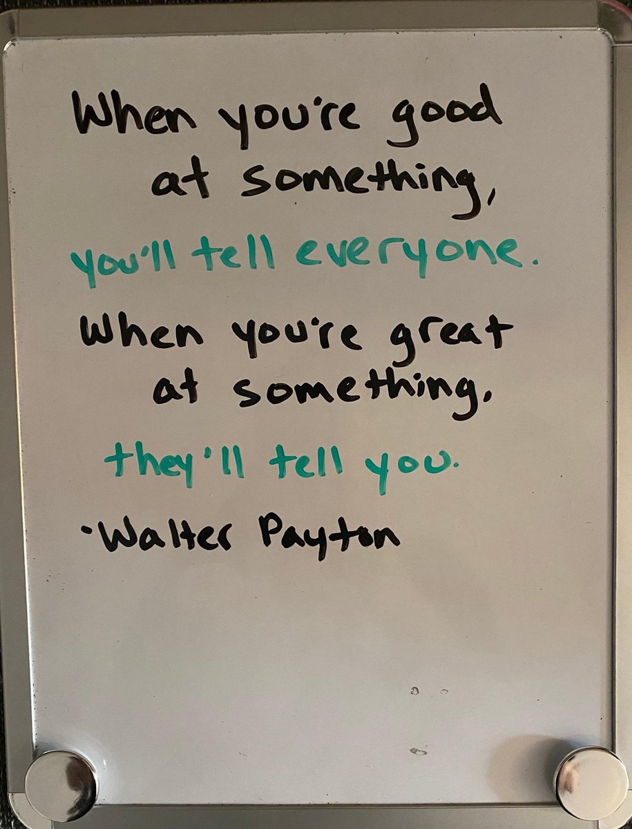CultureCarriesU's tweet photo. This. Establish a culture where you brag on each other and not yourself. Thereโs magic in that. #otherscentered https://t.co/D3vH9Trfjo