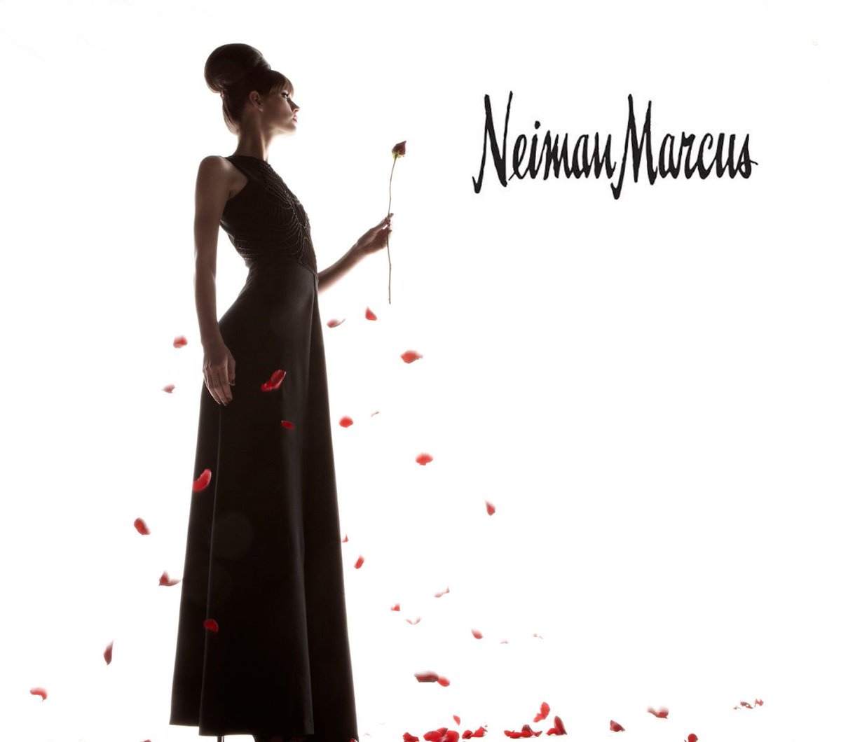 jamesmoritz's tweet image. A beautiful image taken for Neiman Marcus. 🌹

#Atfluence #cryptocouture #Wearables #Jamesmoritz #NFTs #superpopdrop