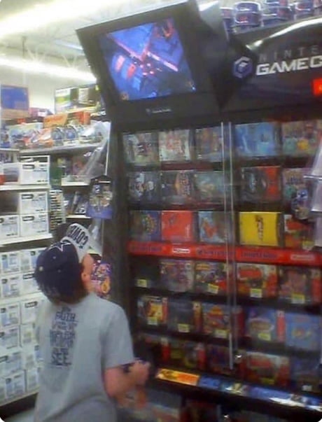 ModernNotoriety's tweet image. While your mom shopped