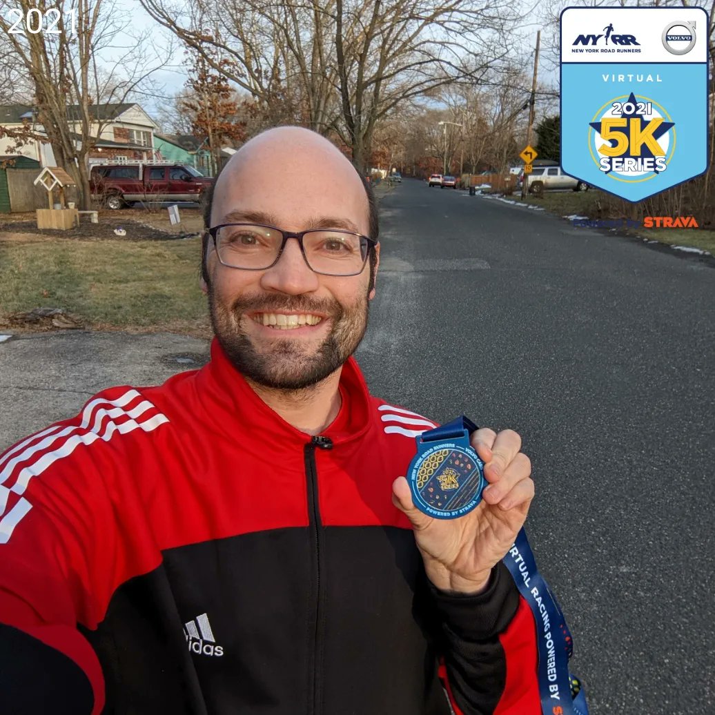 ARunnersResolve's tweet photo. I proudly present my medal for the #NYRR 2021 Year End 5K Series. This is my last 2021 medal & consisted of three virtual 5Ks at the end of 2021; Alex Million Mile, Abbott Dash to the Finish Line, & the Run for Thanks. #5KSeries #NYRRVolvoVirtualRacing #Fitness #BibChat #RunChat https://t.co/qXavscZZRZ