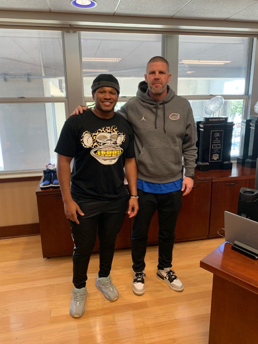 MHerndon37's tweet photo. Got bored so I went and visited my alma mater.🐊#BAYC
@coach_bnapier I love your attitude and what you are bringing to the program.
Calling all Apes let’s get a @BoredApeYC X @GatorsFB collab like/retweet. Let’s show @UF that Apes together strong! Bring the Apes to the swamp!🐊🦍 https://t.co/JmFOMev2q8