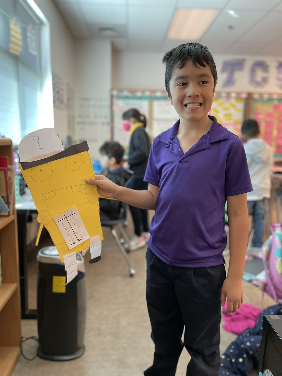 dmorrison_PHES's tweet image. We made input/output robot’s yesterday, and this creative mind made SpongeBob instead!🤯 #thirdgrademath #TeamSISD