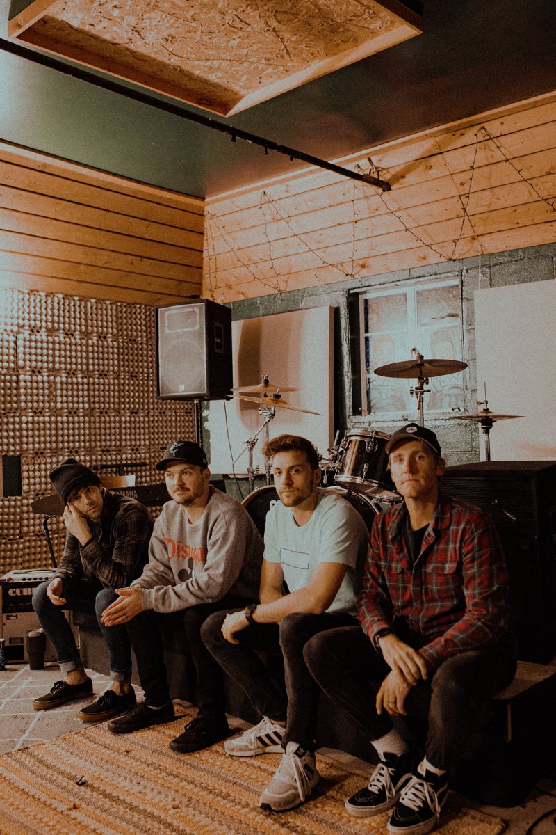 Still working away on new music that we cant wait for you to hear, we miss you all ❤️

📸: @bbriannastacy