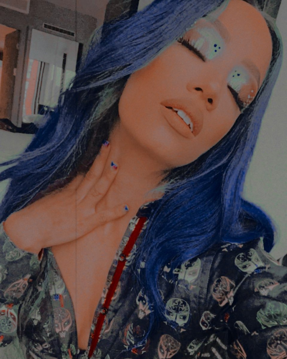 TAMARANSFlRE's tweet photo. ⠀ 

⠀⠀ imagine   her   being   your   𝗾𝘂𝗲𝗲𝗻.

⠀⠀ https://t.co/v3LhBMFHfE