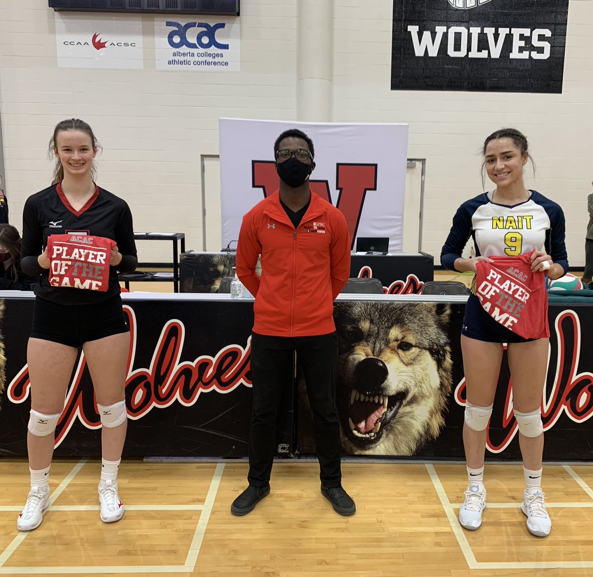 NWP_Wolves's tweet image. 🐺🏐 WVB | A tough loss for our #GPRCWolves as they split the weekend and fall to @naitooks, 0-3 (22-25, 16-25, 24-26)

Players of the Game ⤵️
🐺 #5 Robyn Alexandruk
🦉 #9 Delaney Myck
