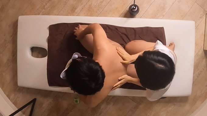 おはようございます  マッサージする時  やっぱり冬の方が密着した時の  ポカポカ感って素敵ですよね？  胸派の人はＲＴ  背中派の人いいね  ください https://t.co/A7Af0XPOYA<a href="/tag/%E6%96%B0%E3%81%97%E3%81%84%E3%83%97%E3%83%AD%E3%83%95%E3%82%A3%E3%83%BC%E3%83%AB%E7%94%BB%E5%83%8F"class="tags"><span>#新しいプロフィール画像</span></a>