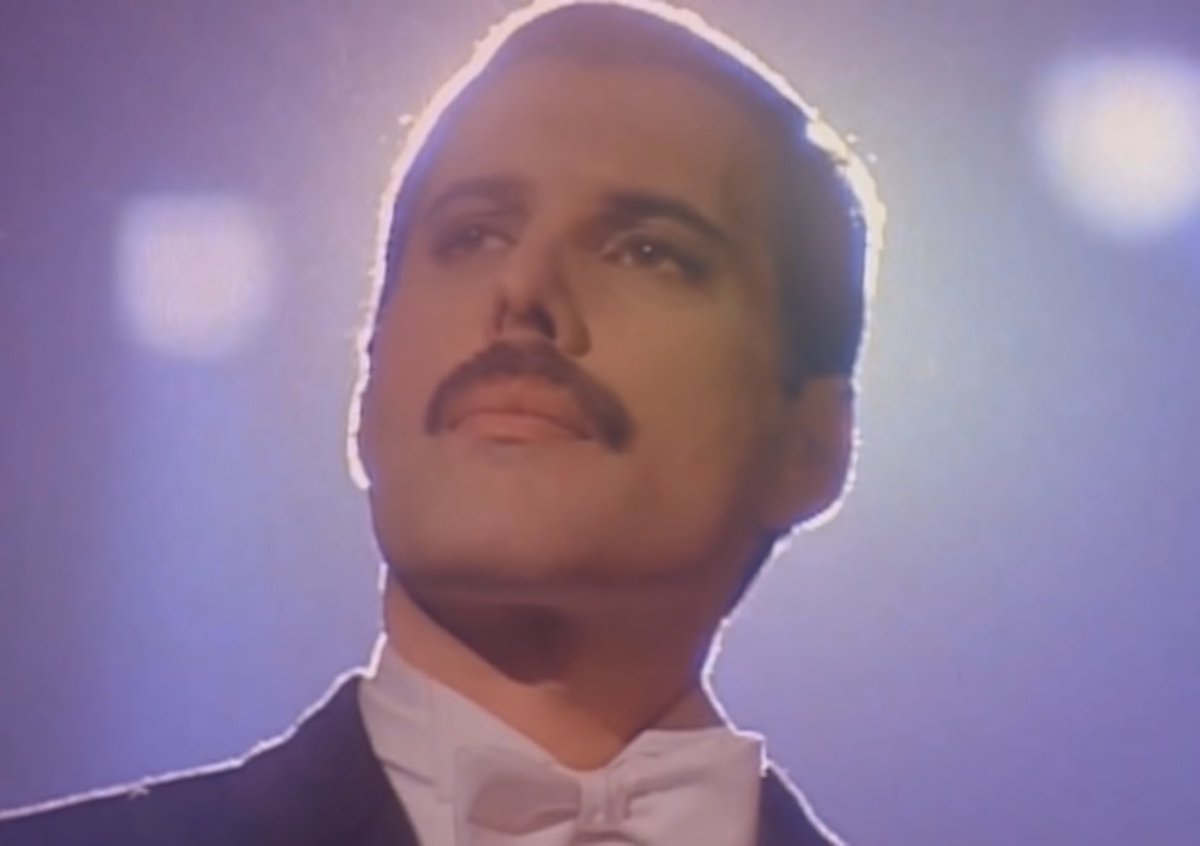 thinkerfreddie's tweet photo. angelic https://t.co/4cpPnDkxV0