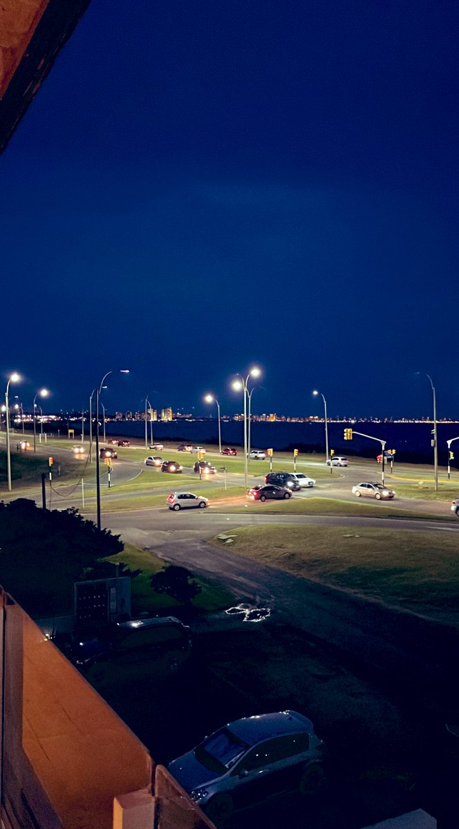 eu_er's tweet image. Ayer empecé el día con una noticia muy esperada y hoy me voy a dormir con el mar de fondo y un horizonte nuevo ✨