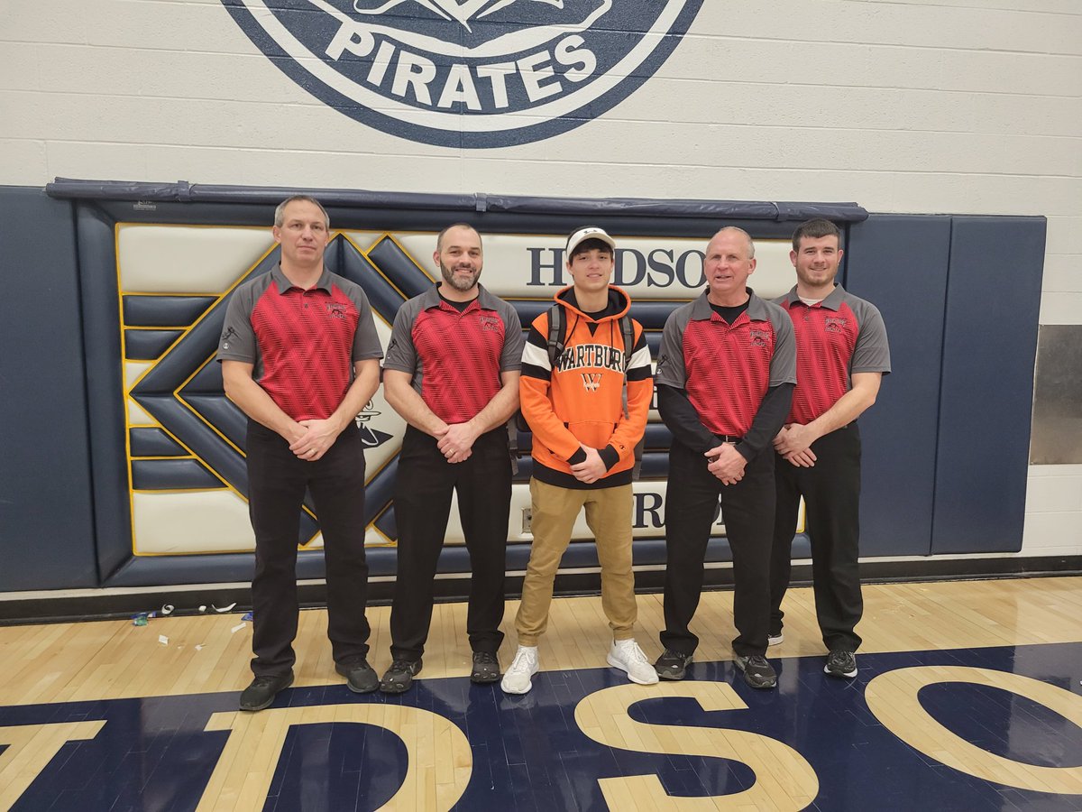 Congrats Trey Nelson on earning career victory #150!  #HuskyNPround