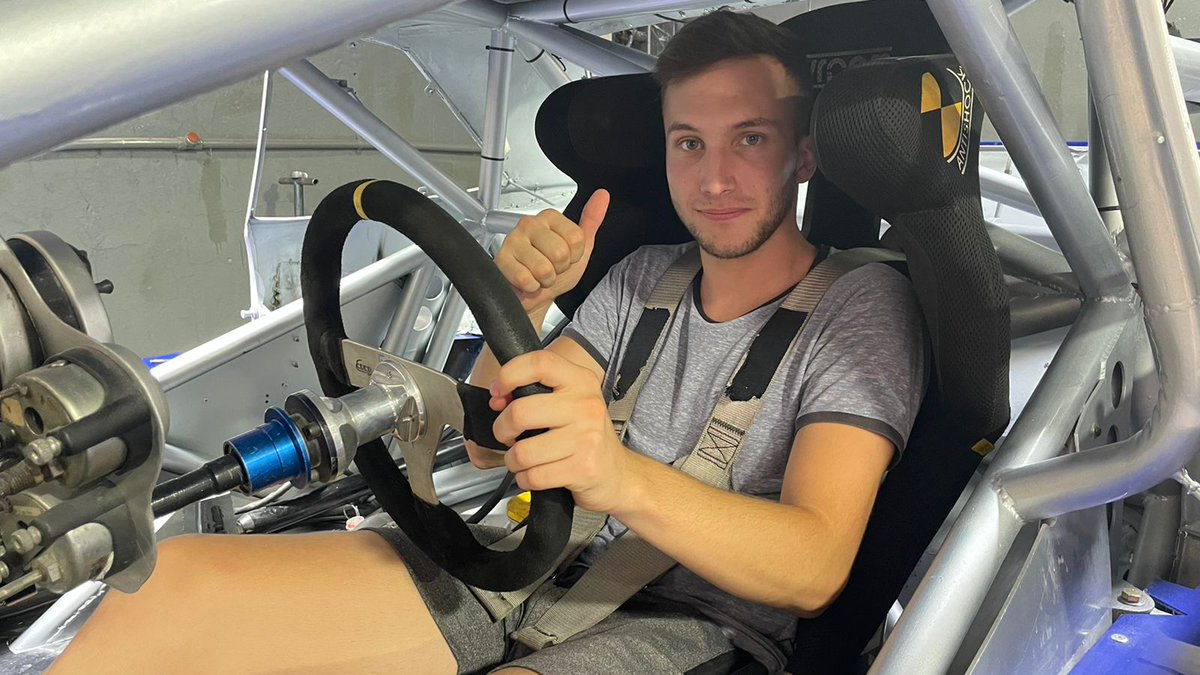 Bienvenido Esteban Teti Mancuso al SJ RACING !! Gracias a la famila Mancuso por confiar en nosotros para el debut de Teti en el TC Pista Mouras