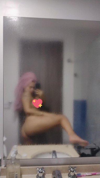 Que calor🥵 https://t.co/tsMcqj7Yv3