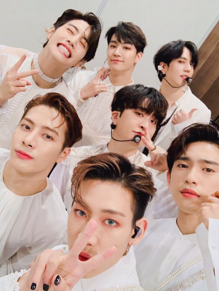JCka021's tweet photo. HAPPY 8TH ANNIVERSARY GOT7 🎉🎊💚 I will always proud to be your fans 💚 We are family 💚

Thank you for giving your time to us 💚
 
#GOT7_FOR8VER #GOT7𓅪 #IGOT7
#갓세븐_8주년_우린우리대로간다
#GOT7FOREVER #JAYB #MarkTuan #JacksonWang #Jinyoung #Youngjae #Bambam #Yugyeom https://t.co/79obBgmeOn
