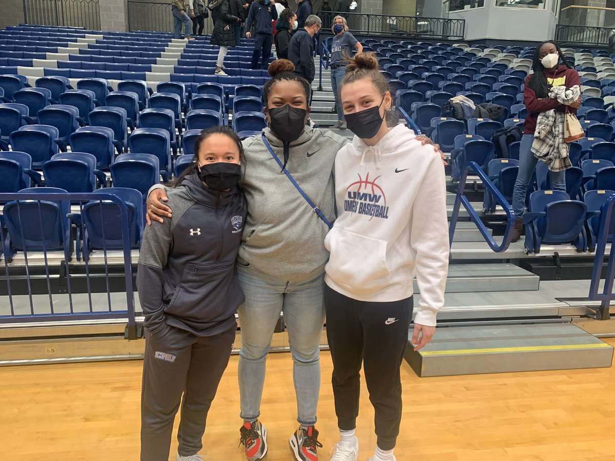 SC_GBB's tweet photo. Saturday basketball fix complete. 🏀💪🏼

What better way with a day off then to go watch former players battle it out!! It was awesome to see @keaganschwab22 and @gsandiego4 … plus some other familiar faces @taiyruss @briipriestly !!!!
 #famILY #ALLin #AlwaysAStallion https://t.co/fkR651Yv96