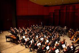 DeVosPerfHall's tweet photo. #OTD in 2020 @GRSymphony Pops performed Hollywood Hits! 🎶🎷 https://t.co/PbWvsgPhBz