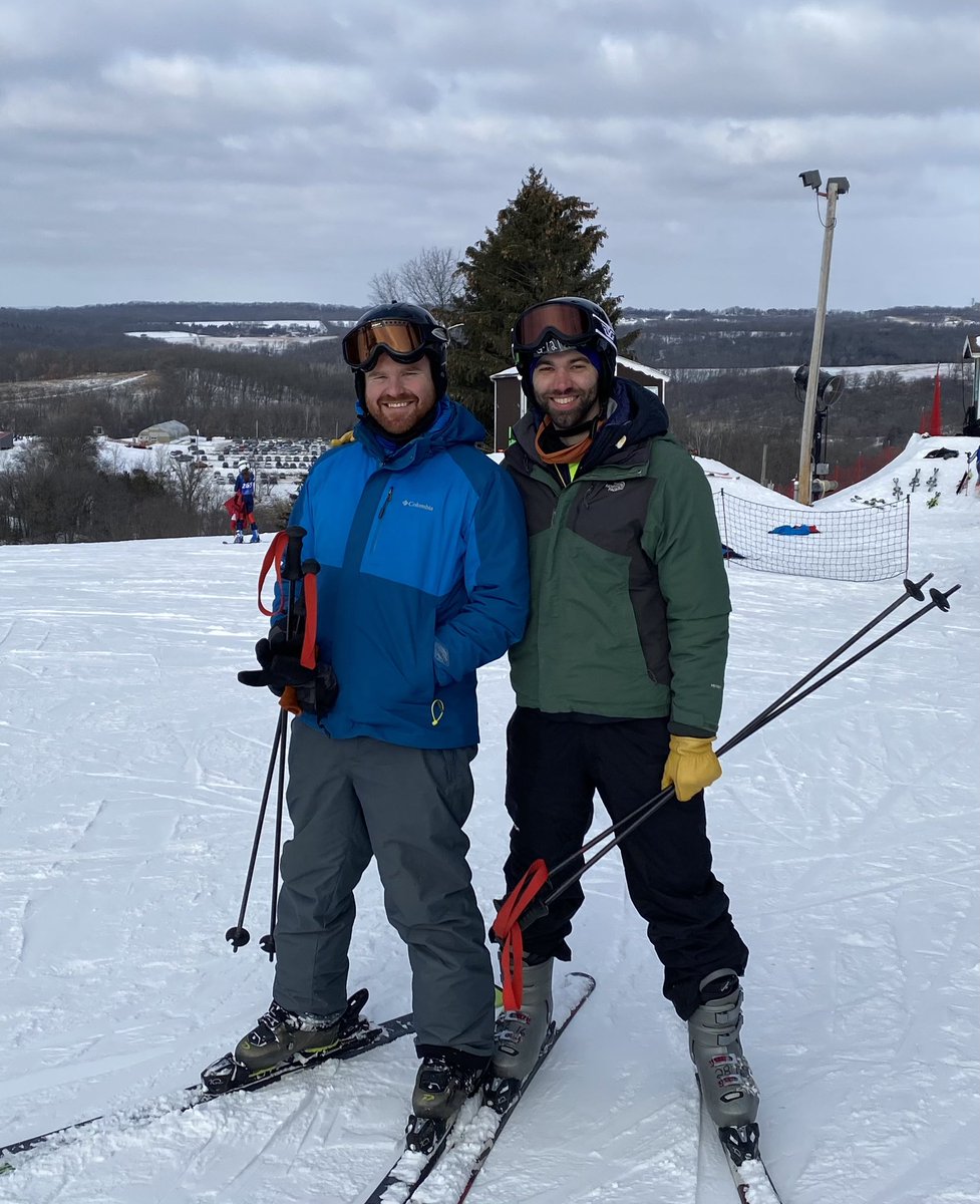 DrFiveCent's tweet photo. Excellent day off hitting the Wisconsin slopes with my co-fellow, @ColinNeillMD https://t.co/T5t3vLnMNy