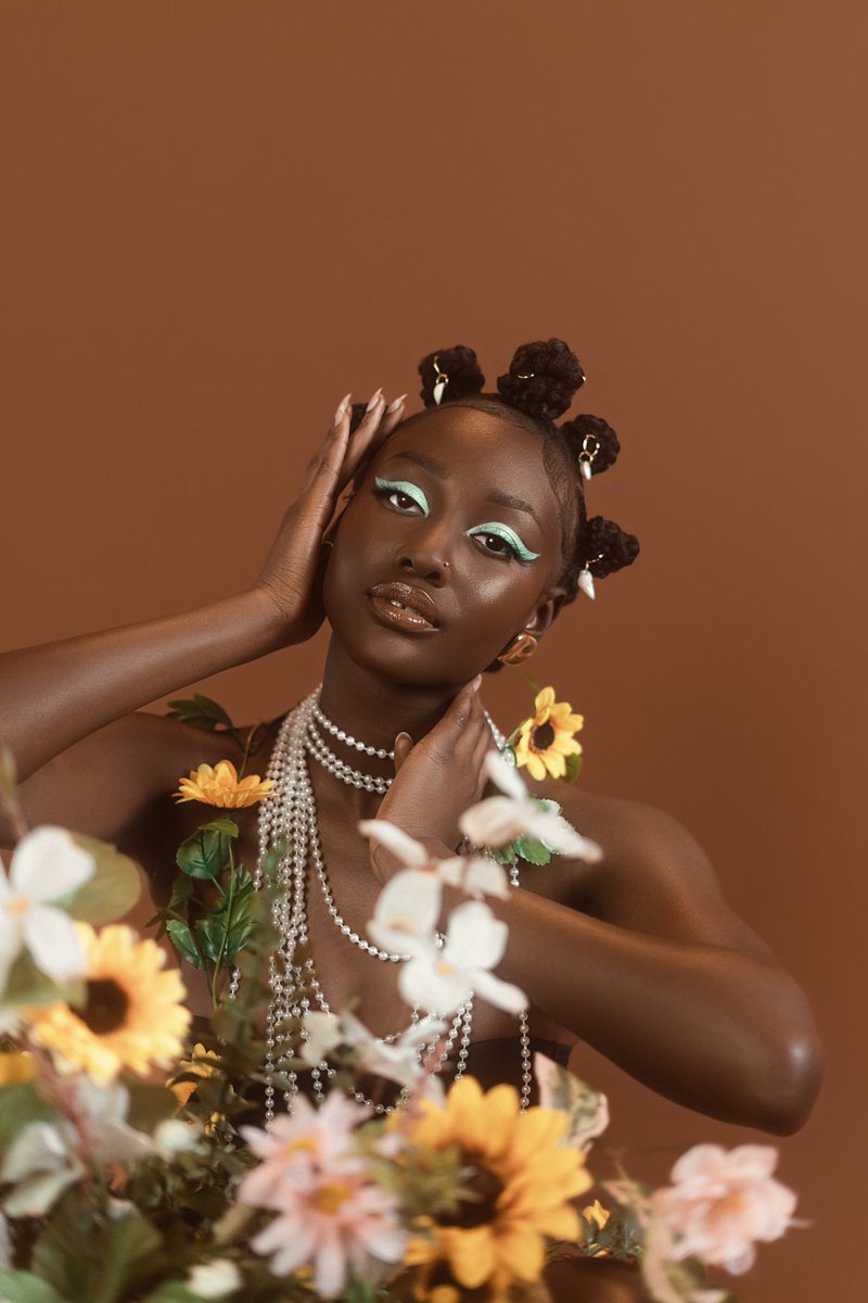Miakvisuals's tweet photo. Tend your own garden: savor the blossoms, trim the weeds.
Muse : Bintou 
Mua : Lexie Beauty 
📸/styling : @Miakvisuals 
•
•
•
���
#seattleportraitphotography #seattlefashionphotographer #editorialphotography #afroart 
#rawmelanin #vogueeko #theoceanafrican #africanbeauty https://t.co/PpRCQ2MmUh