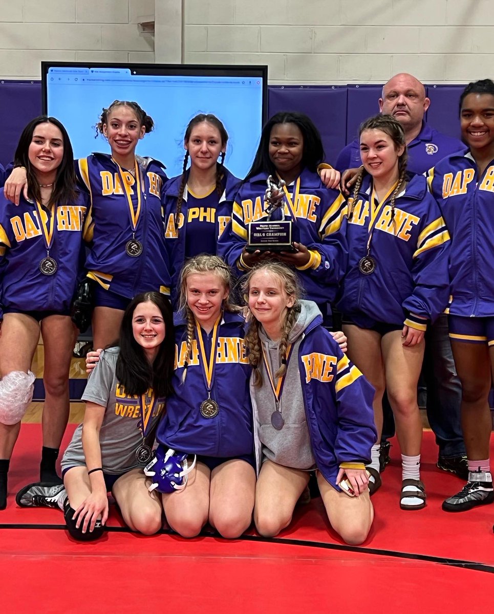 Algirlswrestle's tweet photo. 15 teams showed out for the Heaton Memorial Tournament @daphne_high this weekend!
Congrats to the @DaphneWrestling CHAMPS  and the @SenatorWT girls team Runner UP. Huge shout out to @SPJagsWrestling Yasmine Oliviera tournament MVW! 
@WrstleLikeAGirl 
@ahsaaradio 
@FOX10News https://t.co/e9x7R7fAC1