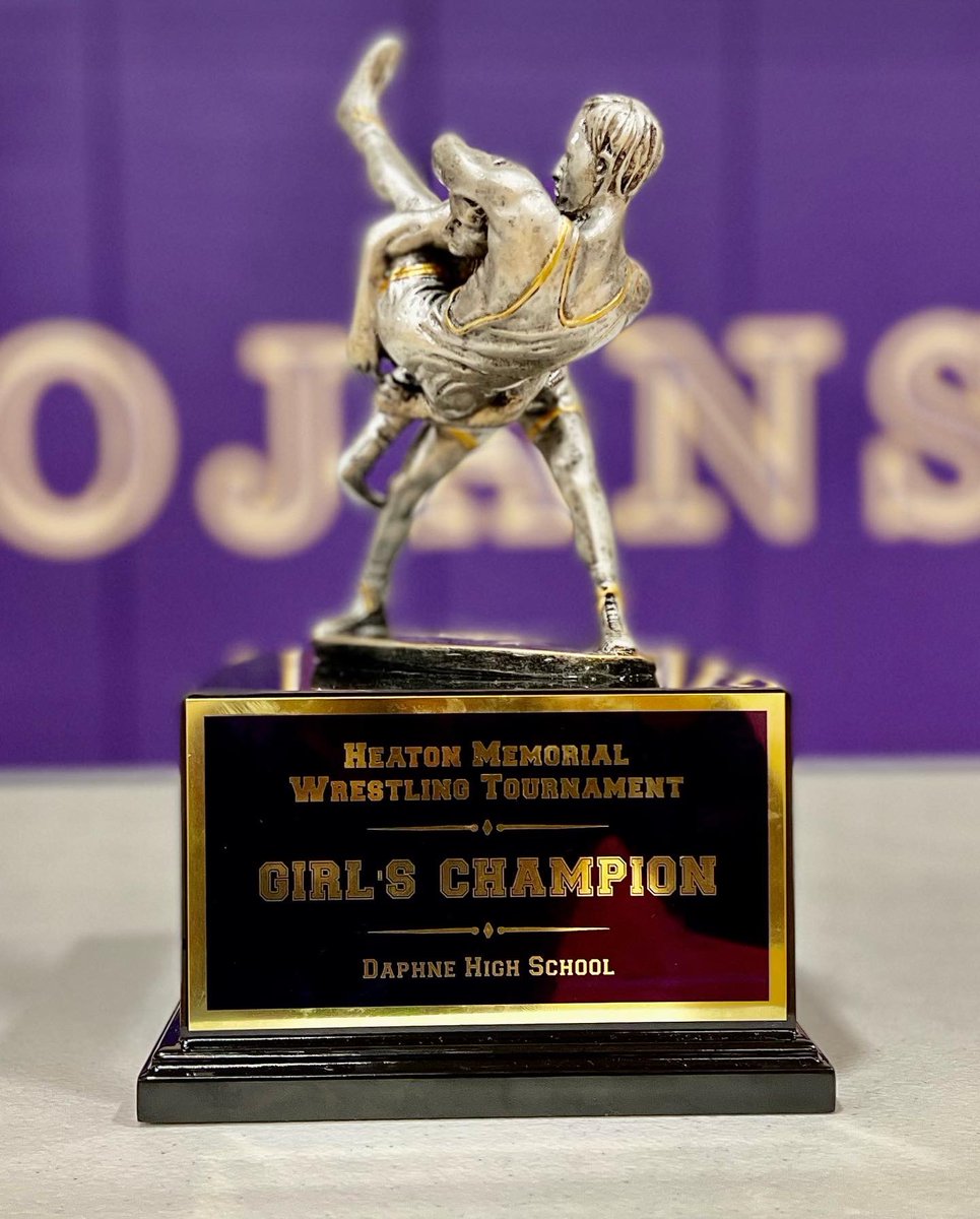 Algirlswrestle's tweet photo. 15 teams showed out for the Heaton Memorial Tournament @daphne_high this weekend!
Congrats to the @DaphneWrestling CHAMPS  and the @SenatorWT girls team Runner UP. Huge shout out to @SPJagsWrestling Yasmine Oliviera tournament MVW! 
@WrstleLikeAGirl 
@ahsaaradio 
@FOX10News https://t.co/e9x7R7fAC1