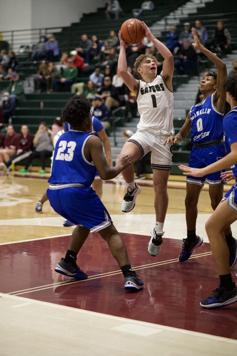 GreenwoodHoops's tweet photo. A great win for the Gators today, defeating @FSHSbball 81-60.

C. Stinnett: 16
H. Raymer: 16
B. Stinnett: 13
L. Stansbury: 11

Catch the Gators back in action Tuesday night at South Warren https://t.co/unp8aGw0Oq