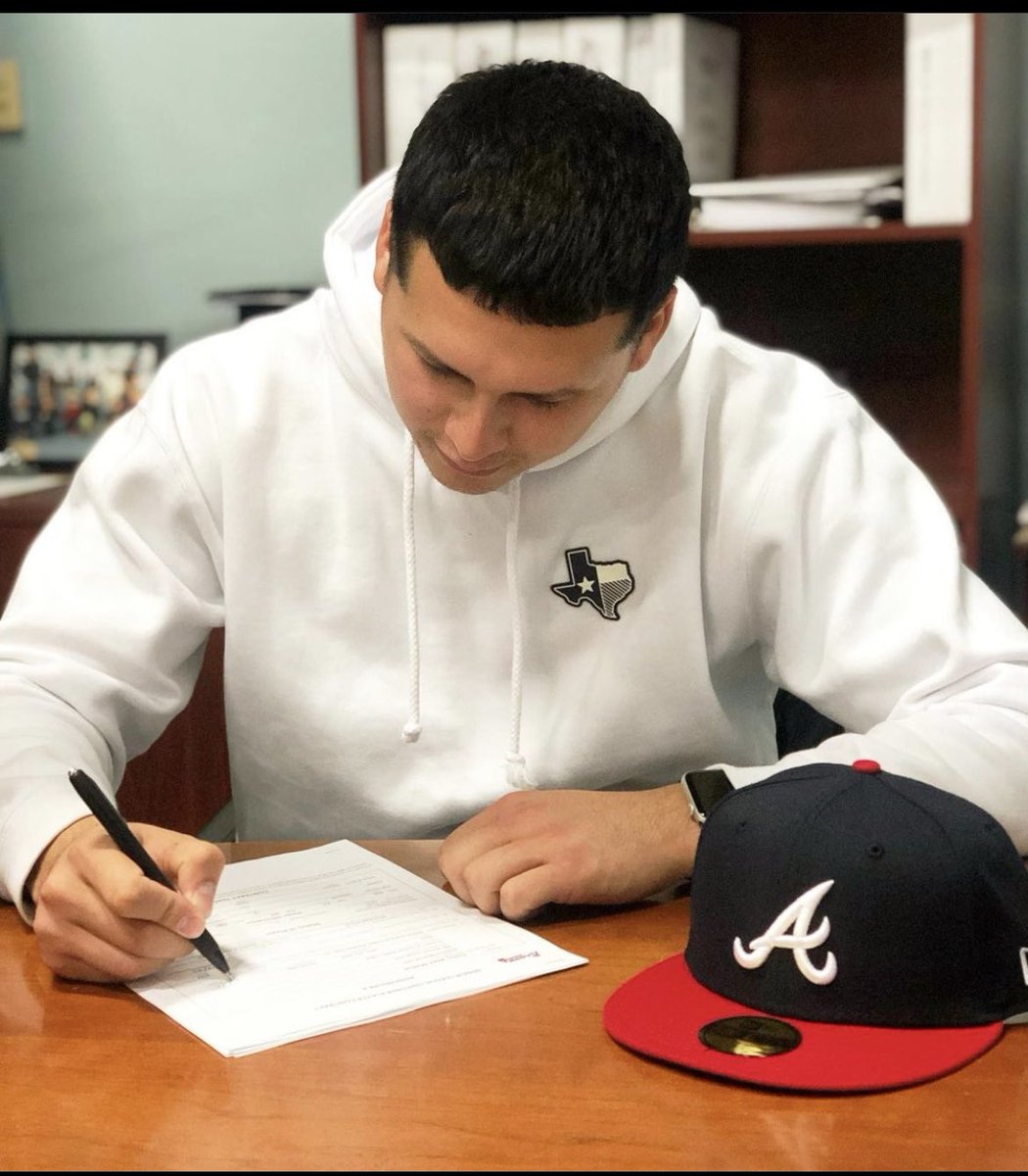 3dathleticsEp's tweet photo. Congratulations to Justin Maese!🚀🎉❗️Go Braves❗️❗️@Fchavezeptimes @tomhouse @3dathleticsEp @abc7breaking @KFOX14 https://t.co/McEOYfzfPp