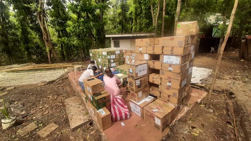 BANGON.tez (@bangon_tez) on Twitter photo ✨ Updates from on ground ✨
Relief goods delivered and repacked - Palawan. photos by Susan Calago via Centre for Sustainability PH <a href="/CSPalawan_PH/">Centre for Sustainability PH, Inc.</a>
#OdettePH #bangontez ✨ Updates from on ground ✨
Relief goods delivered and repacked - Palawan. photos by Susan Calago via Centre for Sustainability PH <a href="/CSPalawan_PH/">Centre for Sustainability PH, Inc.</a>
#OdettePH #bangontez