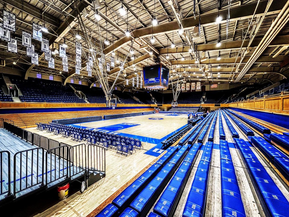 wrldchgr's tweet photo. Great ππΎ working in my area code today πβ€οΈβπΎ #dukebluedevils #ncstatewolfpack #acchoops #espn #abc #blessedandgrateful #cameradude https://t.co/9ohHgHowNJ