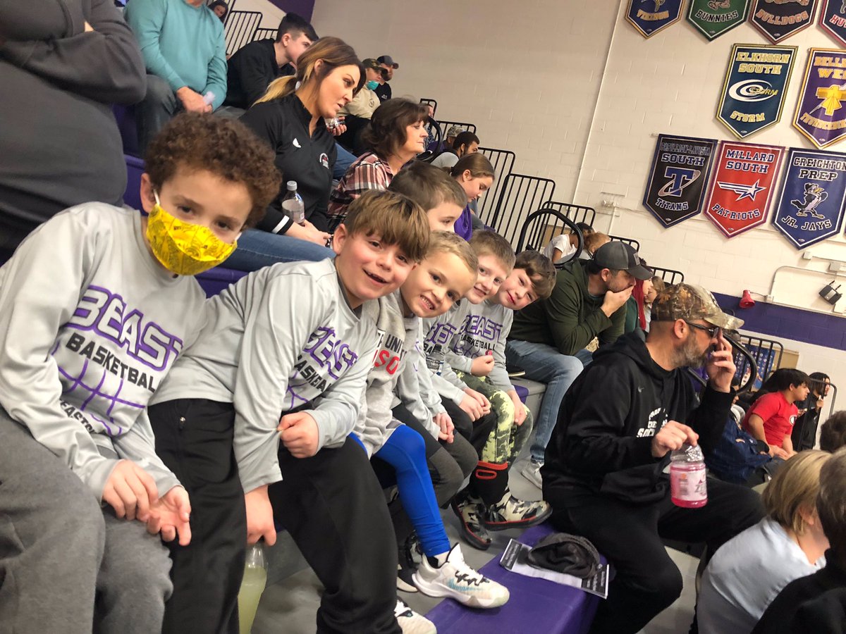 KTFiala's tweet photo. Way to go @BEASTMBB! These 2nd grade @BeastYouthHoops loved watching you guys play. And taking the time afterwards to shake hands with them was the highlight of their day. #youngestBeasts #futurebeasts https://t.co/szkINQLFOt