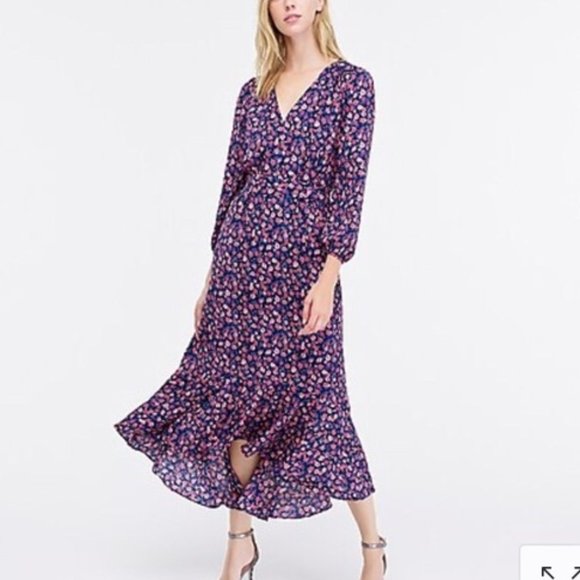 lndunn23's tweet photo. So good I had to share! Check out all the items I'm loving on @Poshmarkapp from @OhanaSoul19 #poshmark #fashion #style #shopmycloset #lularoe #jcrew: https://t.co/MNZpuwe13o https://t.co/LZrJtQYYBQ