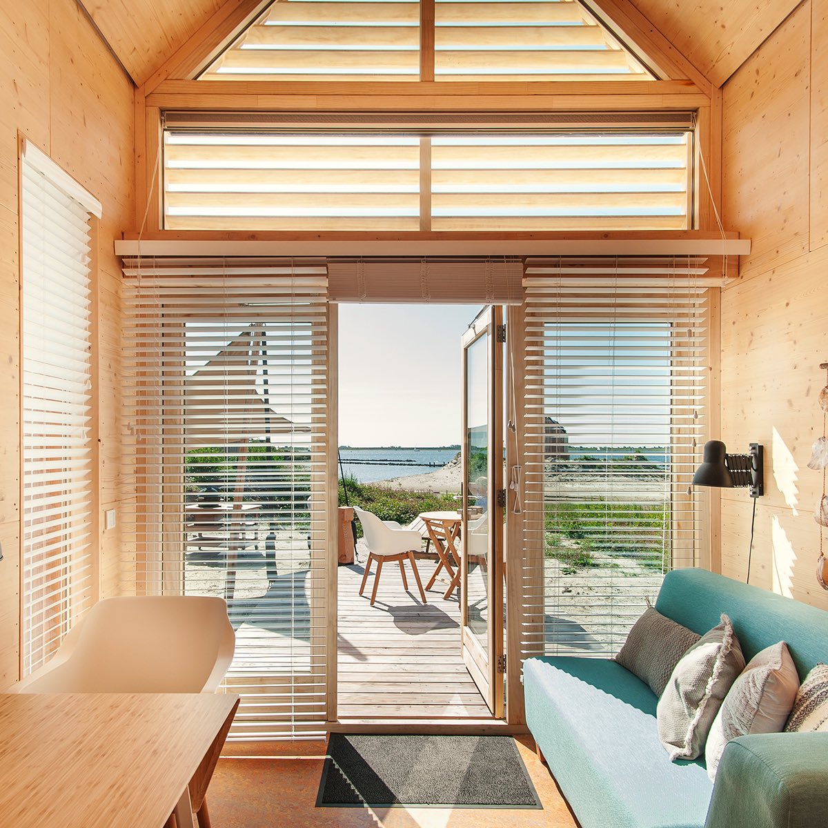 oyorooms's tweet photo. we’re heading over to the coasts of Netherlands for this week’s #WhattaWowOYO, ft. this beautiful eco cottage set amidst the clearest salt water lakes in Western Europe! 🏞

find this vacationer’s delight of this #BelvillaByOYO property (ID: NL-3253-64) on https://t.co/VXrYNpdxwU https://t.co/05y6xqRsJ4