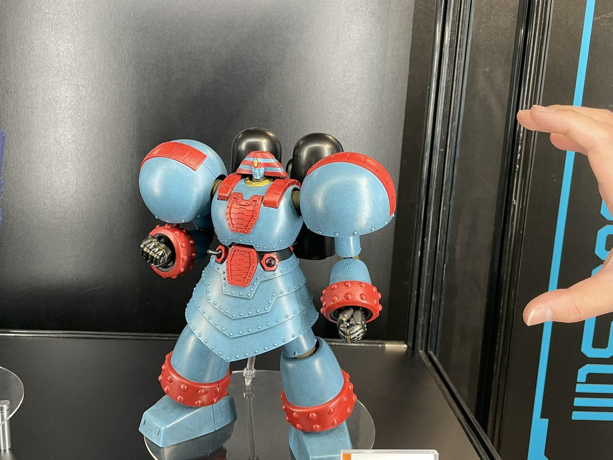 20cm越えの組立キット「ビッグオー」とOVA版「ジャイアントロボ」 でけ