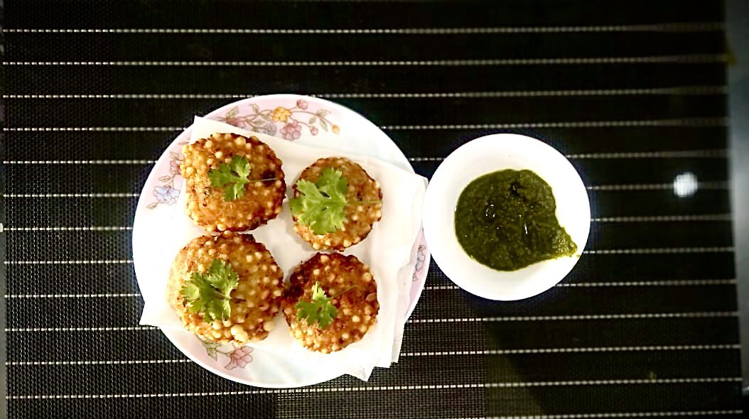 GuptaJi_Journo's tweet photo. What a better sunday it could be 👨🍳
#SabudanaWada
#SundayChef https://t.co/Ih8ajdBpOP