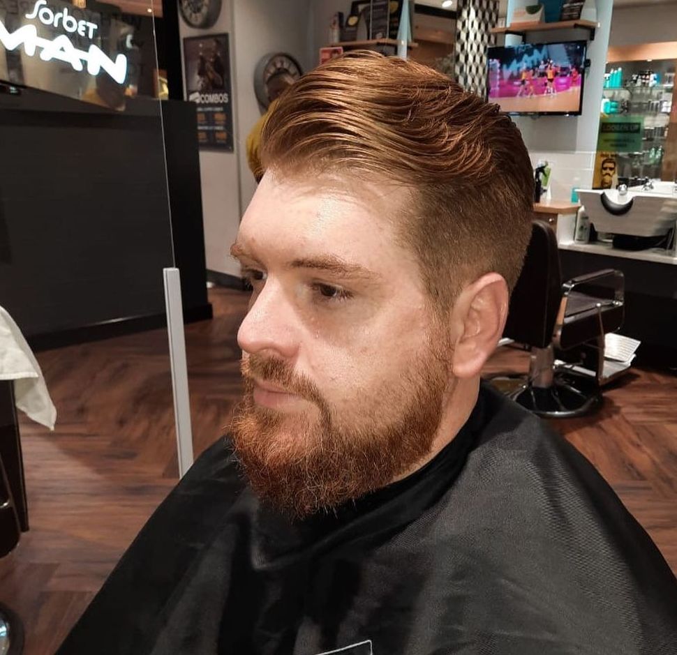 Sorbet_Man's tweet photo. Sundayโs are dedicated to self-care, so why not pop into your favourite Sorbet Man and get a haircut so your can tackle the week ahead with ease.
๐ธ:: Sorbet Man Hyde Park
#SorbetMan #GetThatFeeling #MensGrooming #SignatureCut #SelfCareSunday https://t.co/kUFW7fG7Ge