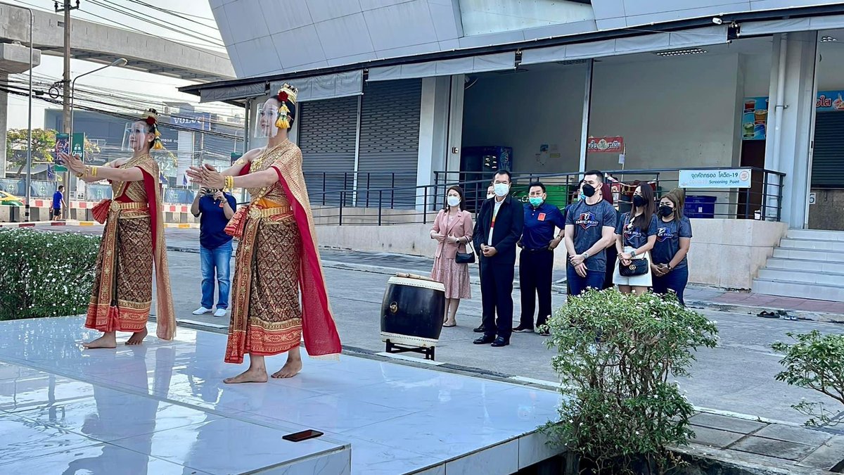 LumpineeBoxing's tweet photo. A NEW ERA 

It’s fight day for @FairtexF at Lumpinee Stadium. 

This morning, the stadiums senior executives along with @premfairtex hosted a blessing ceremony ahead of this evening’s event.

Fight fans can catch all the action live from 6pm 🇹🇭🕰 via Lumpinee Stadium Facebook. https://t.co/RBonhakpxV