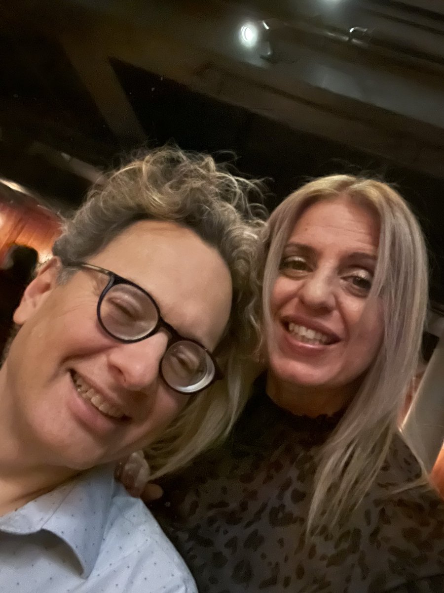 Lorrie Director tweet media