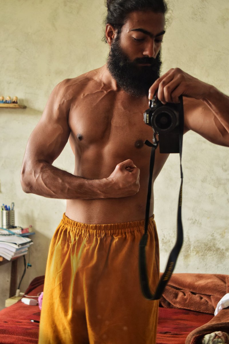 AmartyaKumar7's tweet photo. I'm addicted to fit me 
#fitness #fitnessmodel #health #FitnessMotivation https://t.co/YRNc9HzxNz