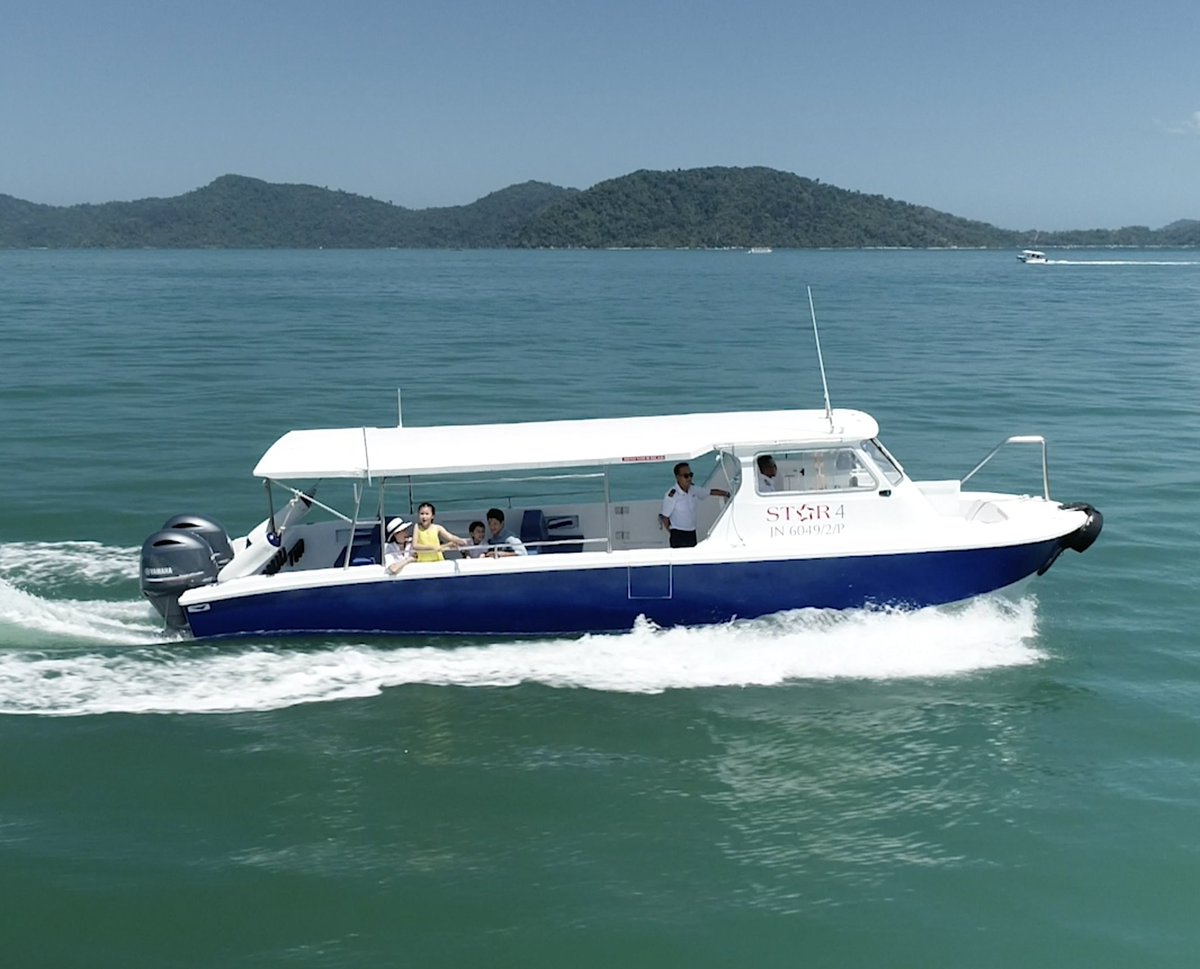 ShangrilaTAH's tweet photo. Exclusively owned and operated by the resort, STAR Marina provides professional water sport services, boating and cruise facilities.
For more information and prices, click https://t.co/a34JHUxCR1
#shangrilatah #islandtransfer https://t.co/mq0vXKUdkE
