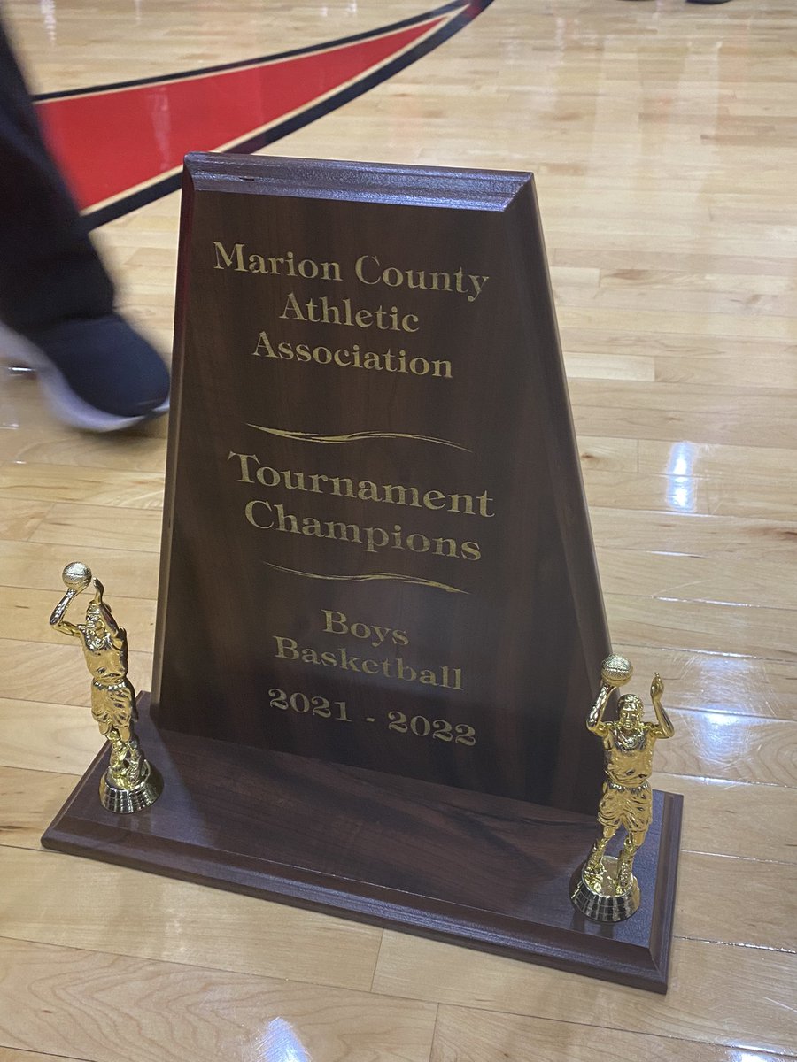 JeffHarkin3's tweet photo. #PantherProud tonight as we are the Marion County Champs!!! @panthersnc @NC_Principal @msdwt https://t.co/6iFJSn7bRU