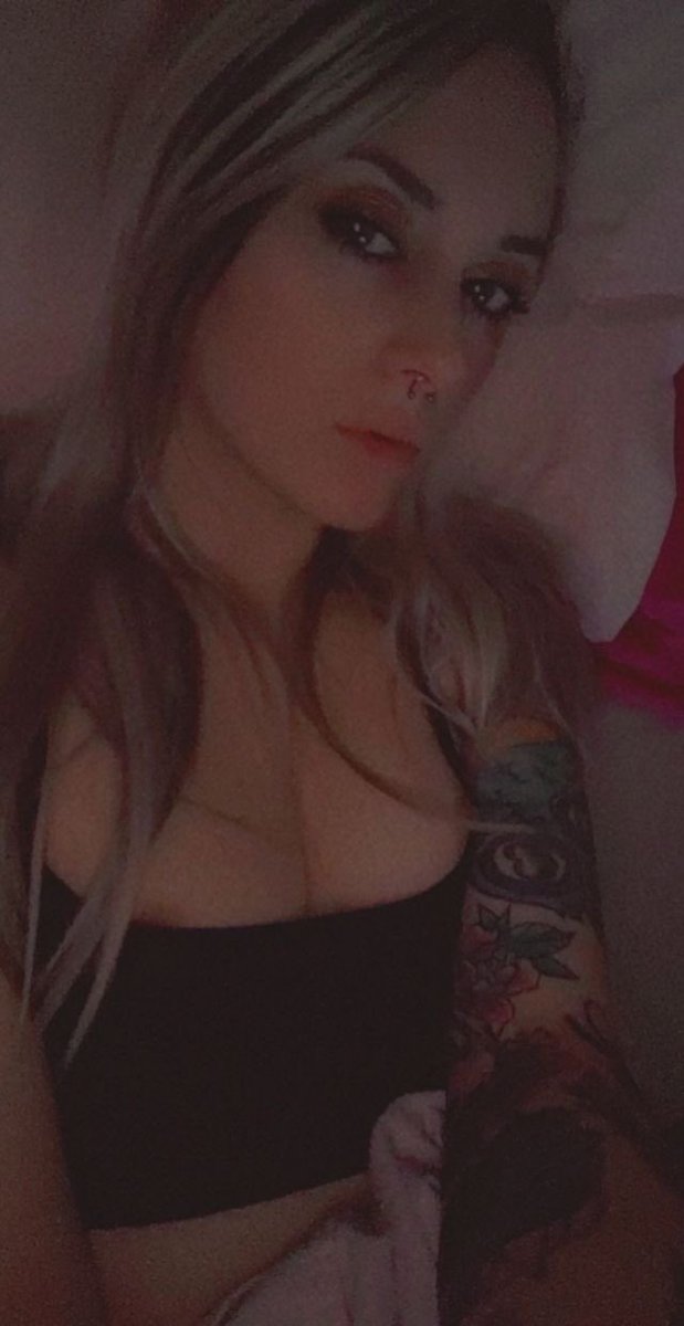 kenya_kitten's tweet photo. Come sub free to sub. You will love what you find. 🥰❤️ #onlyfans #gamergirl #free #sub #onlyfans https://t.co/32OU44q0vw https://t.co/2Q0TWZAyC3