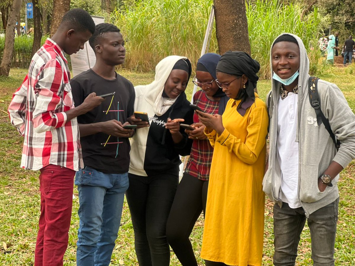 IYA4D tweet media