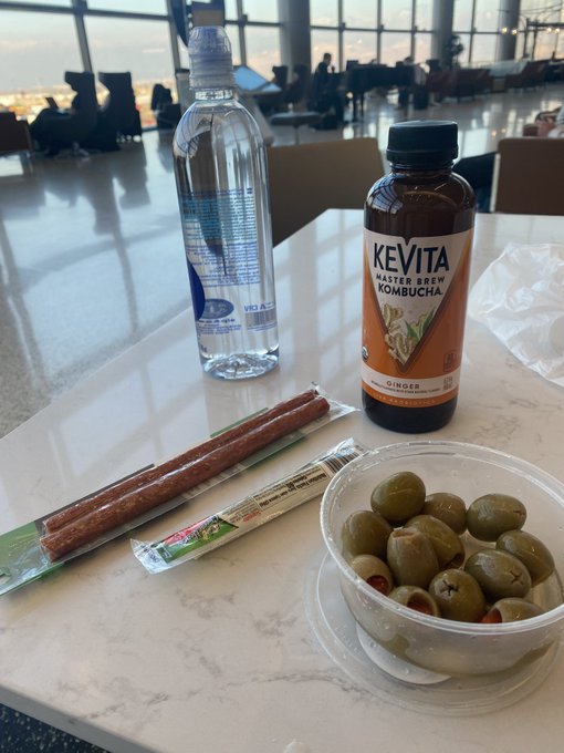 Airport charcuterie https://t.co/xk6IUn3Sc5