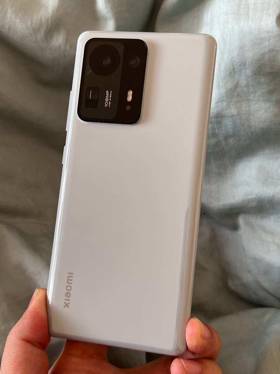 TechyPreacher's tweet photo. Xiaomi Mix 4 live pic

Via Xiaomiui 

#mimix4
#mix4 https://t.co/HRNOxL6N98
