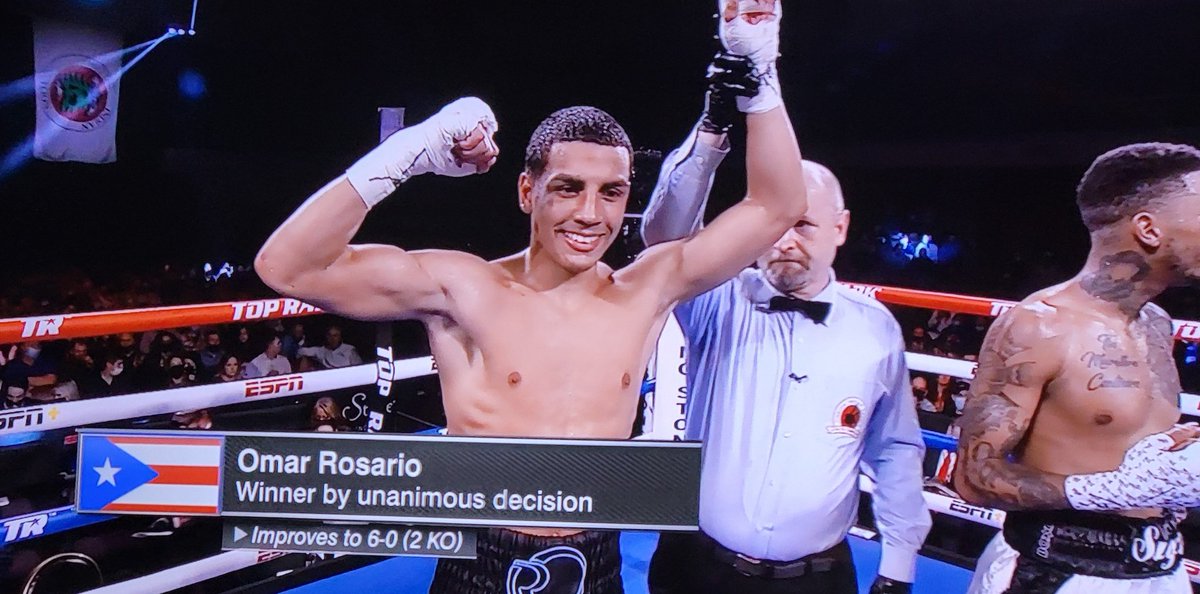BoxingVitals's tweet photo. #OmarRosario gets the victory over #RaekwonButler #Boxing #Boxeo #Toprank https://t.co/BAuWT7xw6h