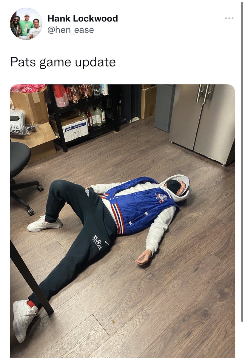 KFCBarstool's tweet photo. Soak it in https://t.co/0spPatr09m