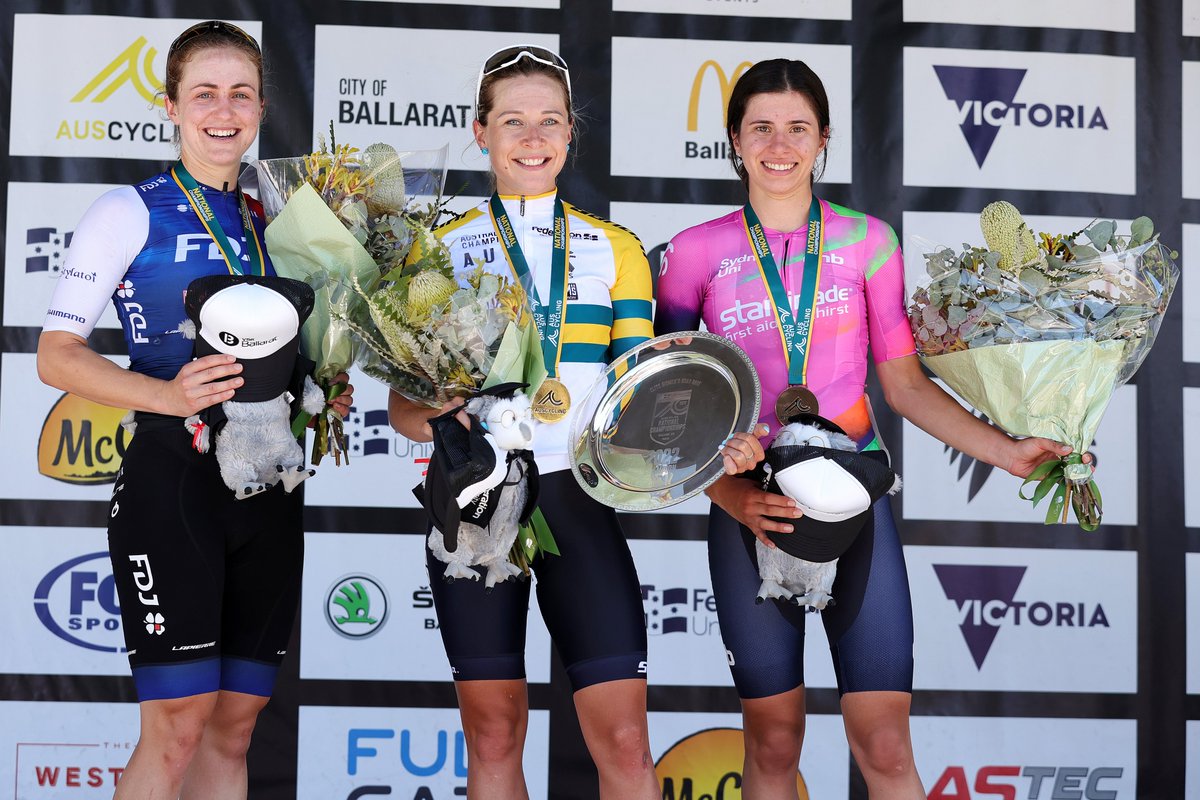 #RoadNats22 Bold and brave! <a href="/frain_nicole/">Nicole Frain</a> (<a href="/RoxsoltLivSRAM/">Roxsolt Liv SRAM</a>) is the 2022 🇦🇺 Elite Women's National Champion!

Young <a href="/AusCyclingTeam/">ARA Australian Cycling Team</a> talent Alyssa Polites (<a href="/SydUniWmn/">Sydney Uni - Staminade</a>) takes third and the U23 Women's title!✨

📷 Con Chronis and Josh Chadwick