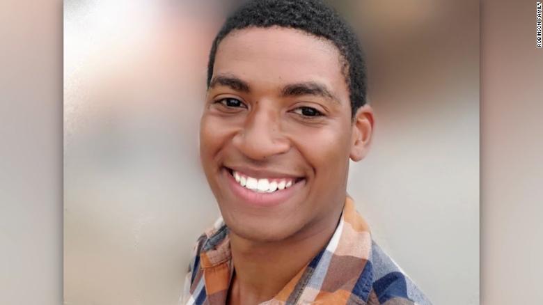 Sarpri's tweet photo. Happy 25th Birthday, Daniel Robinson! He would have been celebrating his birthday with his family and friends. The Robinson family is still desperately looking for their son Daniel who has been missing since June 23, 2021, in the Arizona desert. On his birthday, January 14, 2022. https://t.co/qSg6RZgRzI