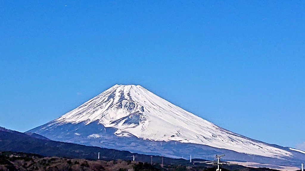 いいお天気になってきて、絶景の が見えました～🗻✨